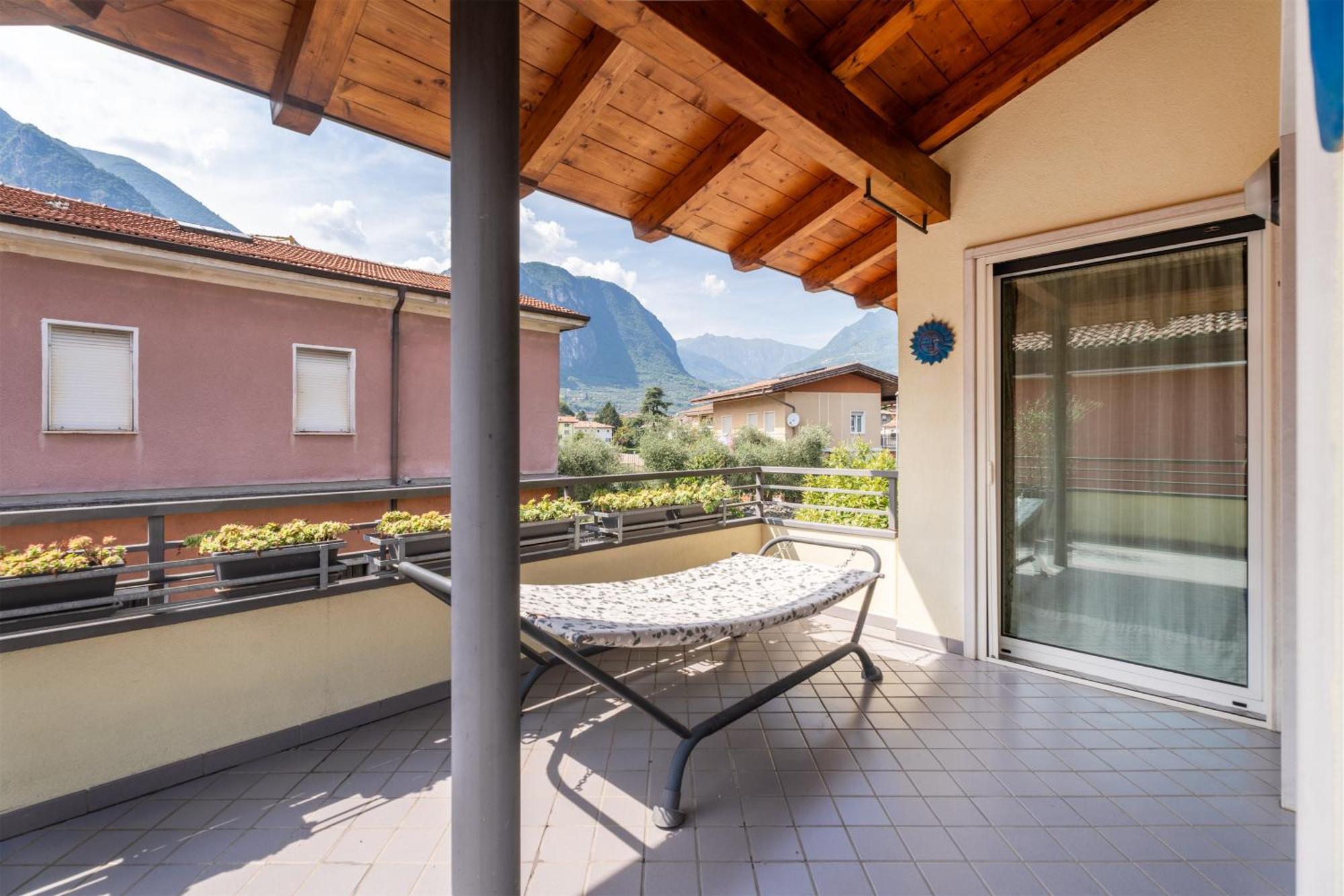 Be & Being - Katja Apartment Riva del Garda Bagian luar foto