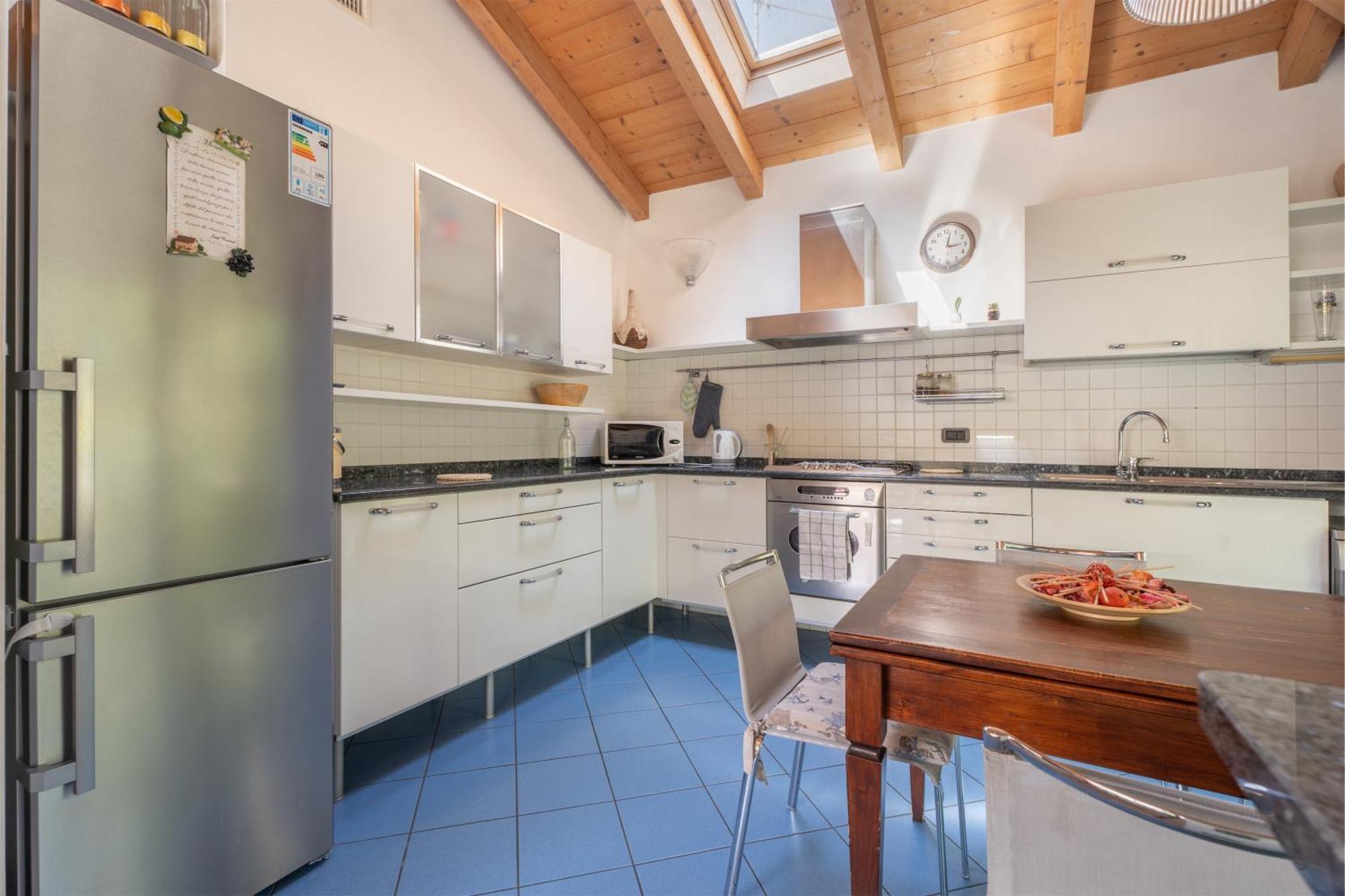 Be & Being - Katja Apartment Riva del Garda Bagian luar foto