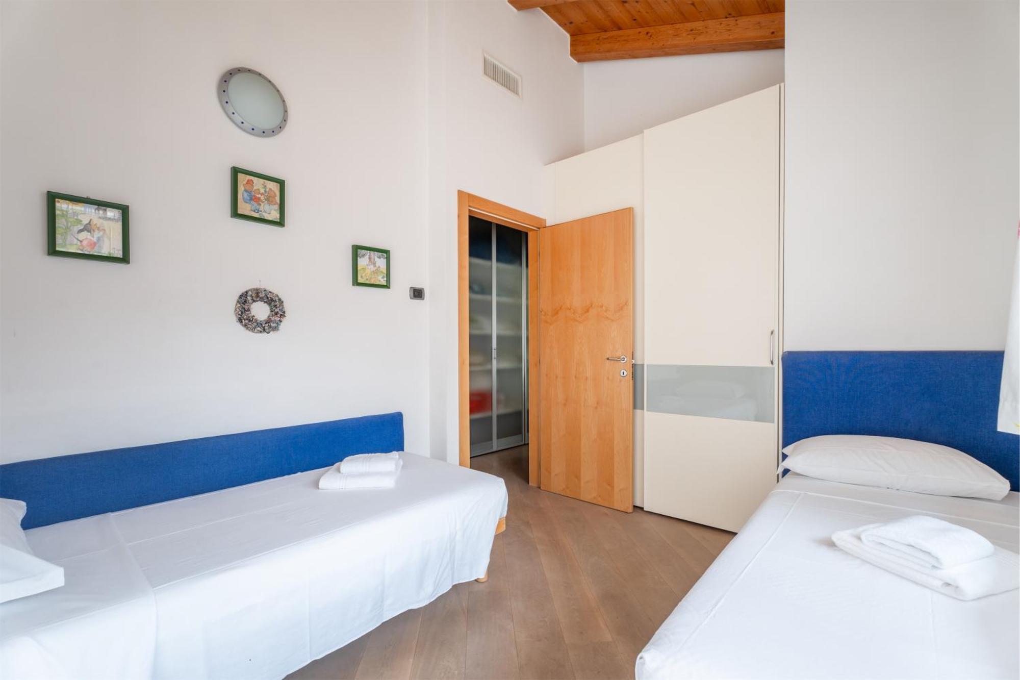 Be & Being - Katja Apartment Riva del Garda Bagian luar foto